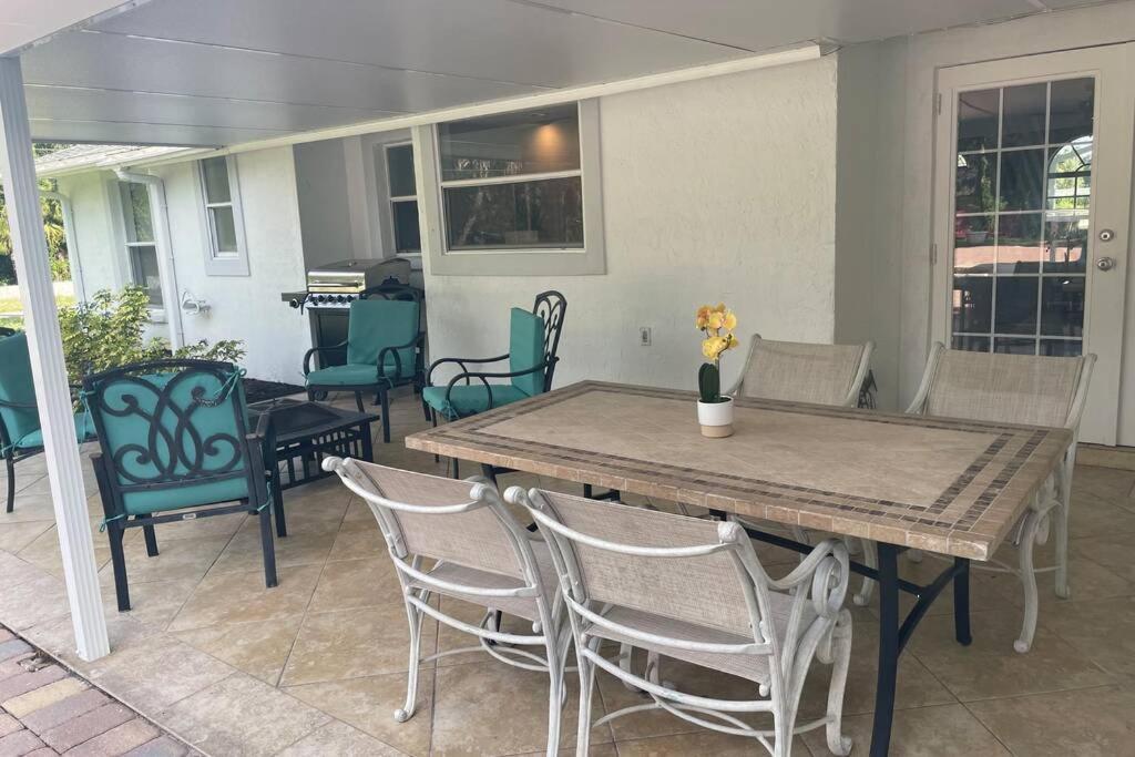 Cheerfull 4/Bed/ 3 Bath / Pool / Best Location North North Naples Dış mekan fotoğraf